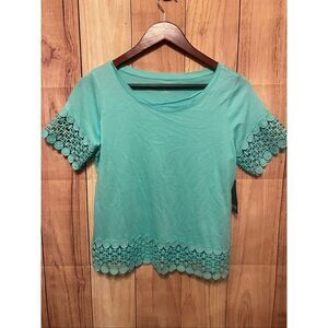 A.N.A. A New Approach XS NWT top T-shirt lace cockatoo green short sleeve